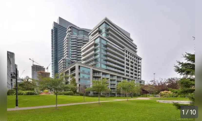 2119 Lakeshore Blvd W, Toronto, ON